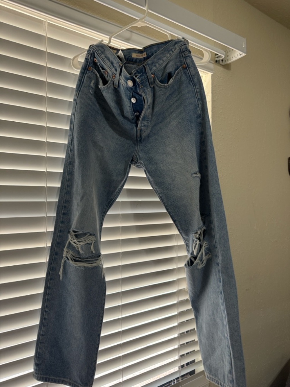 Levi's Light Blue Distressed Ripped Jeans